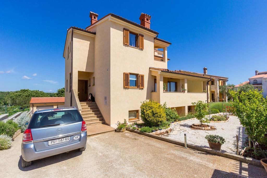 Apartments Buic Vinkuran Exteriér fotografie