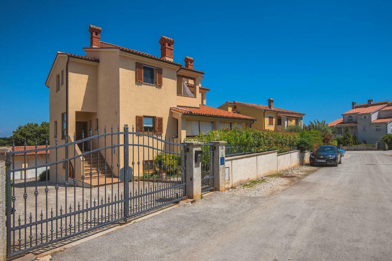 Apartments Buic Vinkuran Exteriér fotografie
